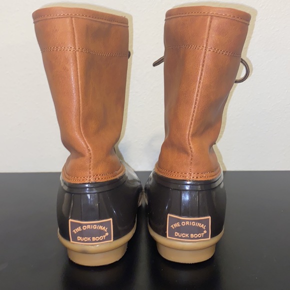 The Original Duck Boot - Picture 2 of 6